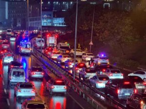 kucukcekmecede yagmur nedeniyle kaza 1 yarali Cumx45jw.jpg